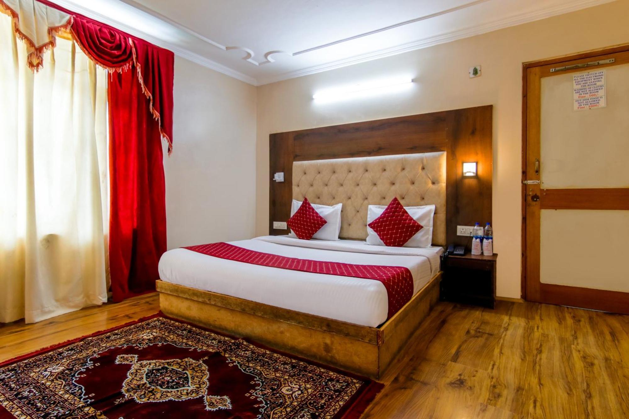 Mha Hotels The Moon Manali Екстериор снимка
